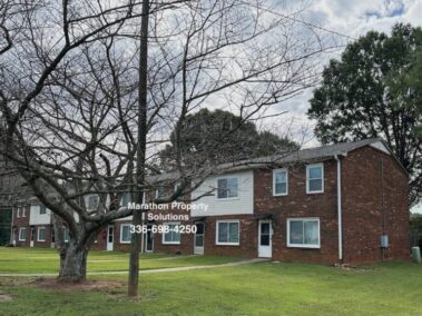 101-01 Plaza Oaks Road, Yadkinville, NC 27055