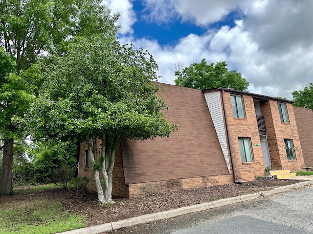 517-L W Market Street, Graham, NC 27253