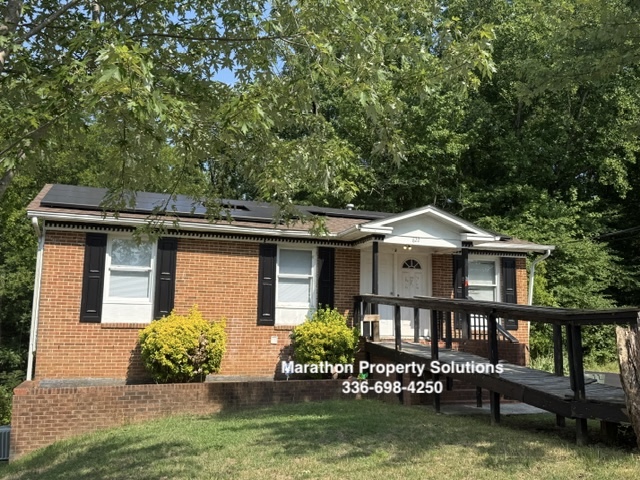 ROOMS FOR RENT! 822 Holt Ave., Greensboro, NC 27405
