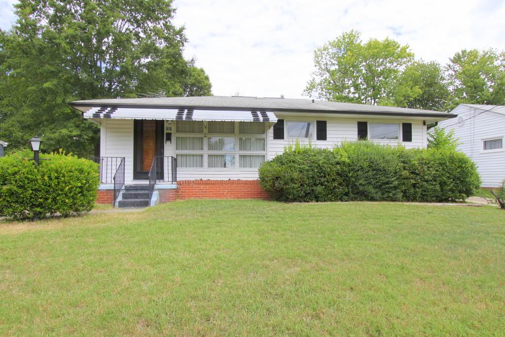 915 Stephens Street, Greensboro, NC 27406
