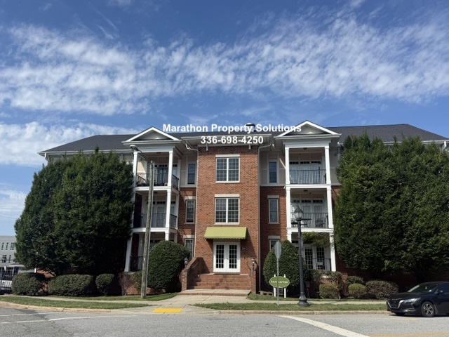 238-102 E. Lewis Street, Greensboro, NC 27406