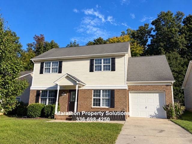 203 Collinswood Lane, Greensboro, NC 27405